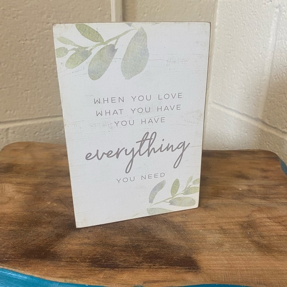 Everything You Need Leaf Rustic Decor - Picture 1 of 3